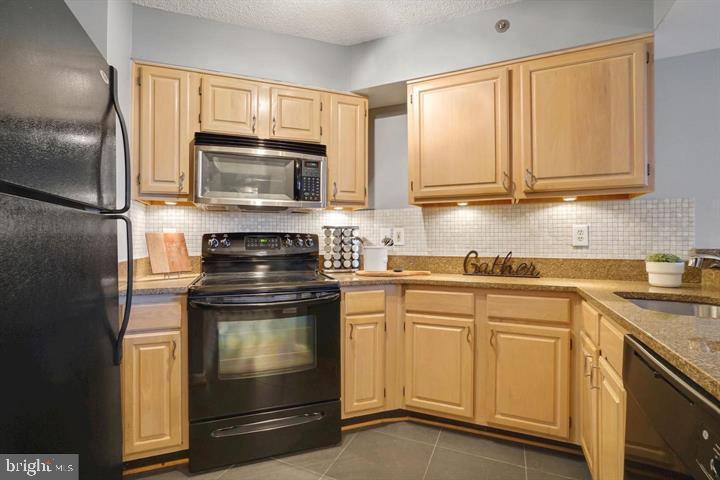 1200 BRADDOCK PLACE 209