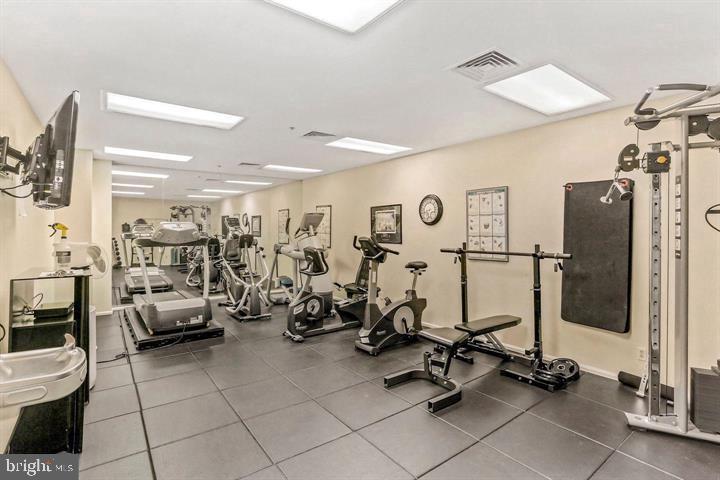 1200 BRADDOCK PLACE 209