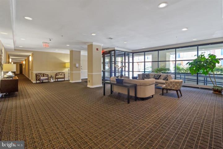 1200 BRADDOCK PLACE 209