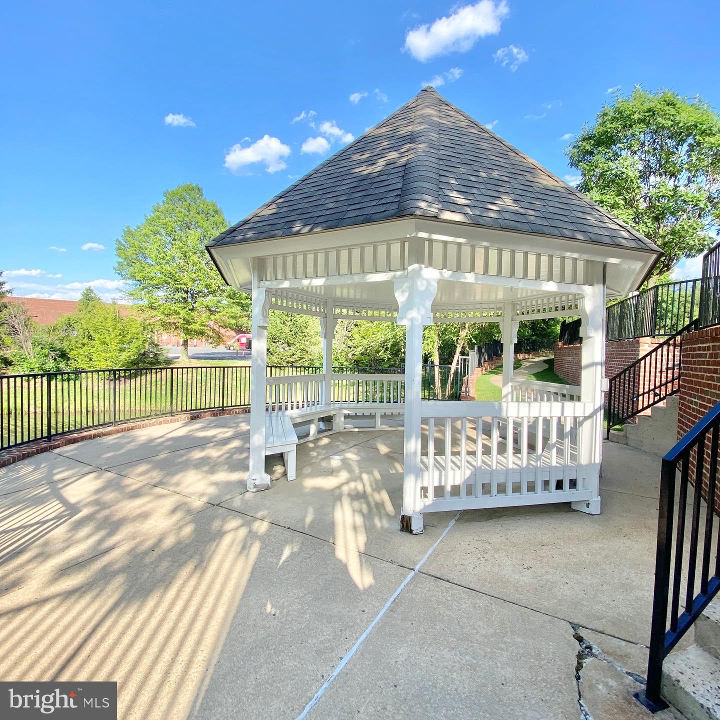 4850 EISENHOWER AVENUE 115