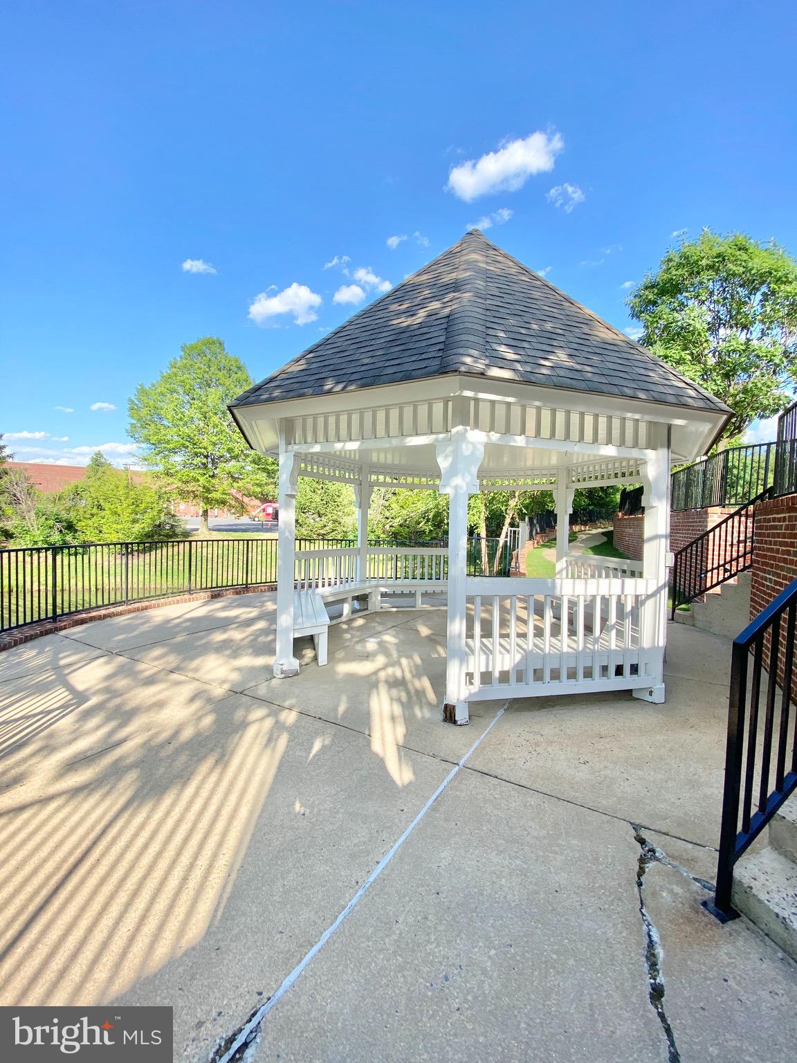 4850 EISENHOWER AVENUE 115