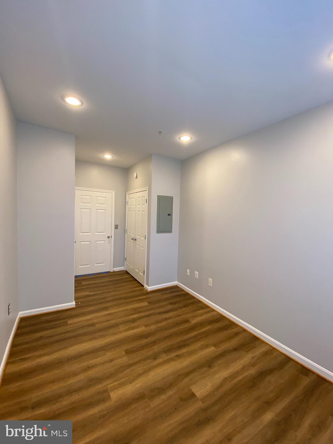 4850 EISENHOWER AVENUE 115