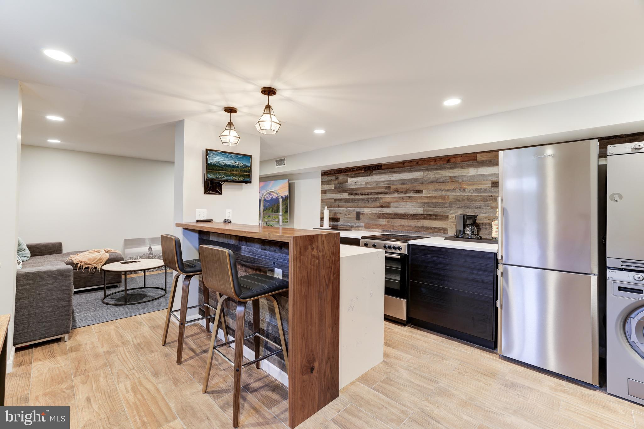 1200 ORONOCO STREET