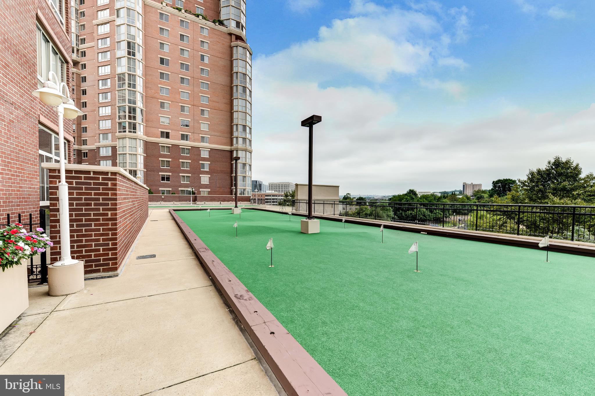 2151 JAMIESON AVENUE 2104