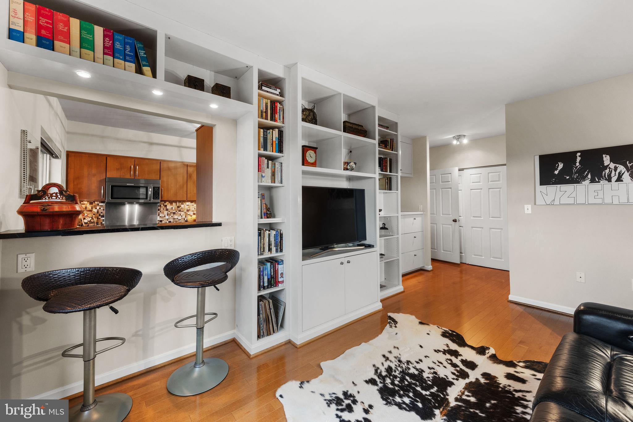 2151 JAMIESON AVENUE 2104