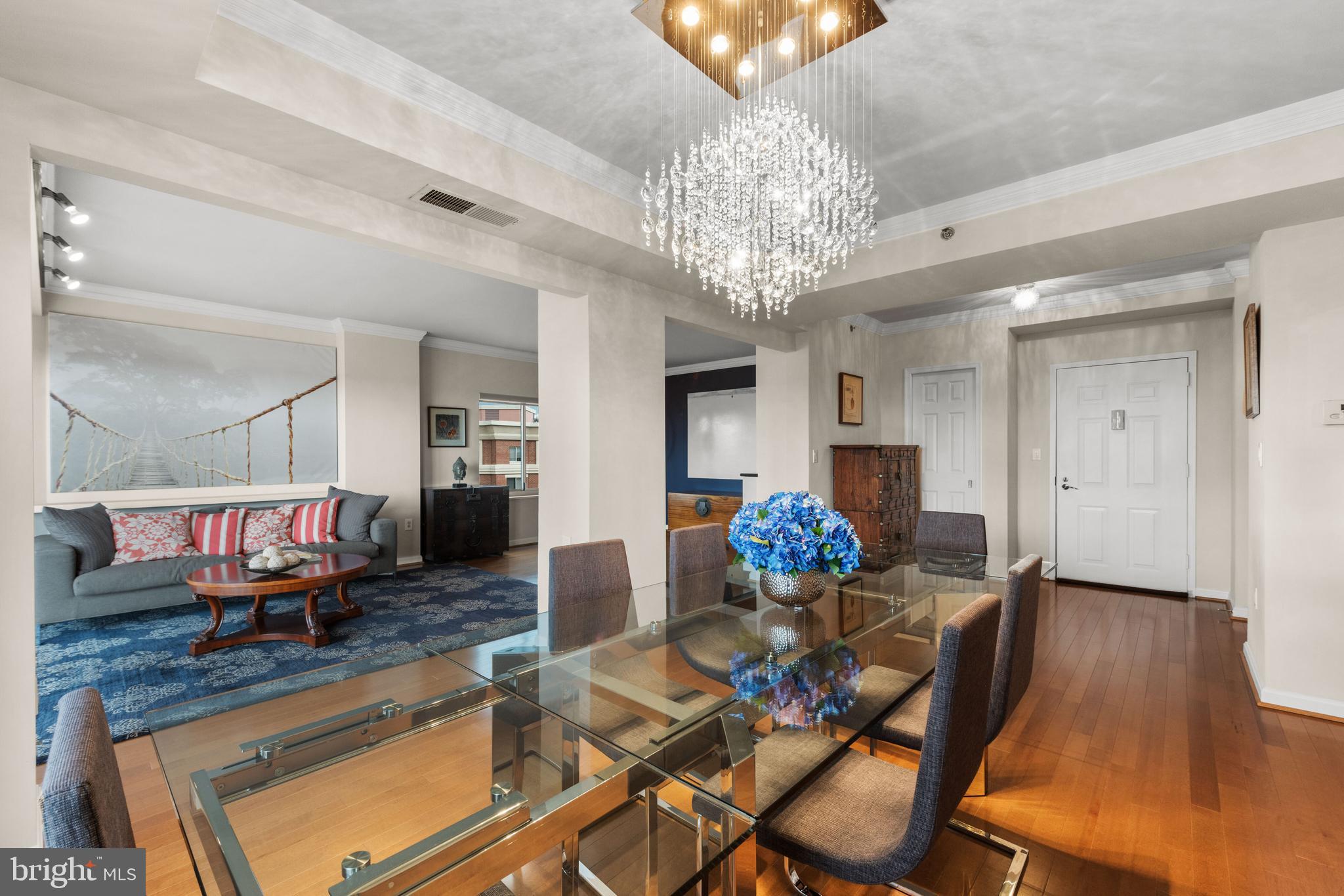 2151 JAMIESON AVENUE 2104
