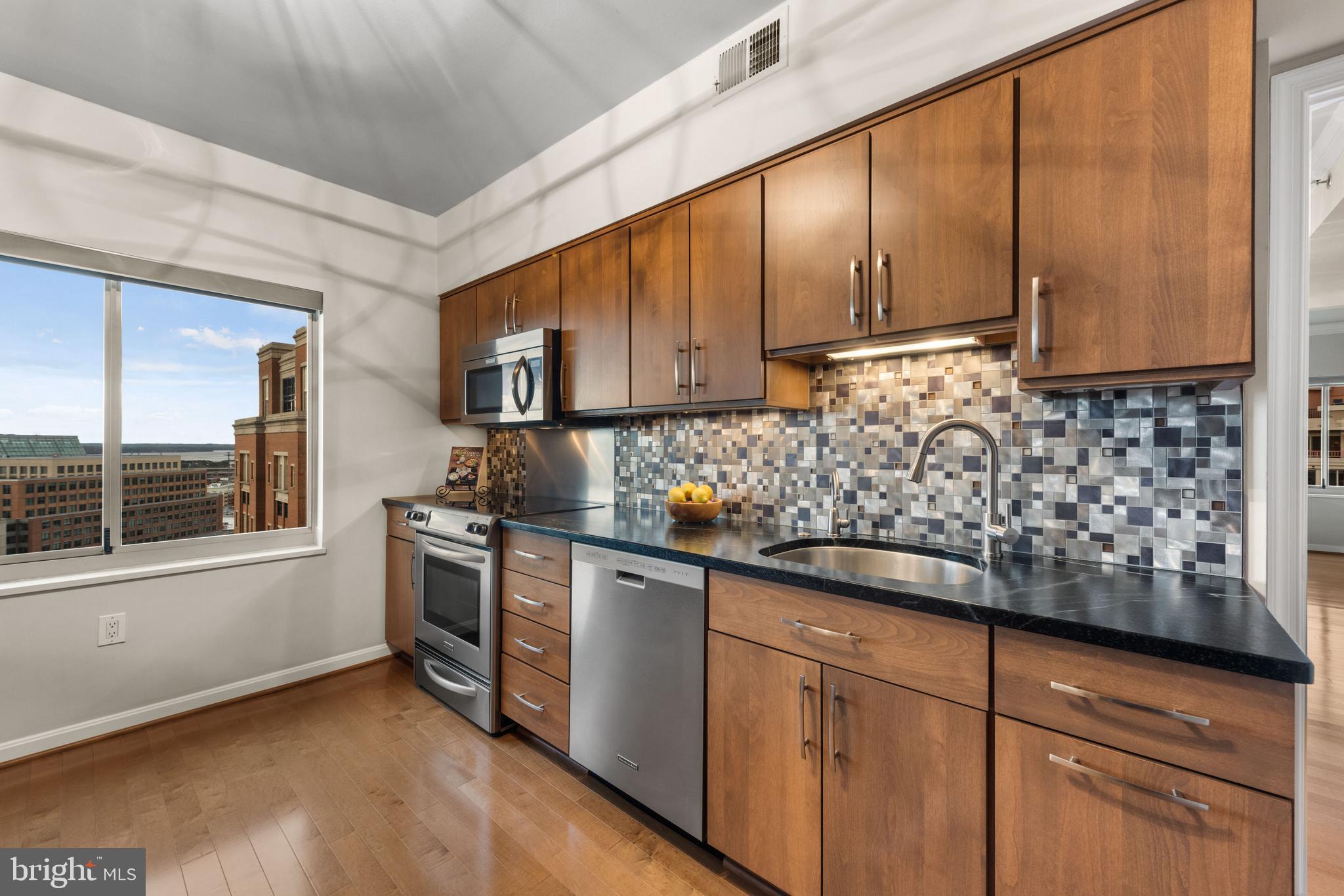2151 JAMIESON AVENUE 2104