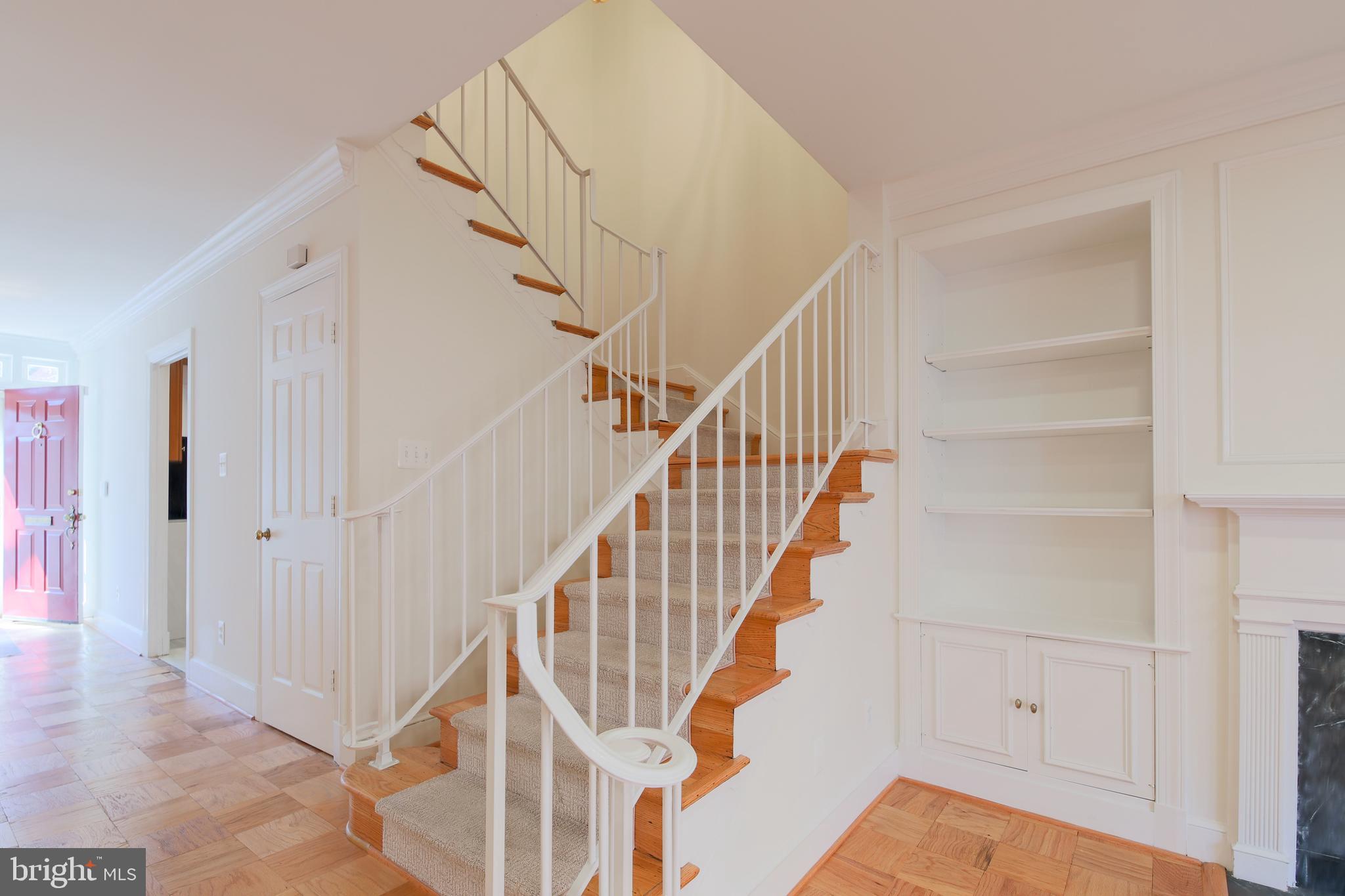 215 ORONOCO STREET