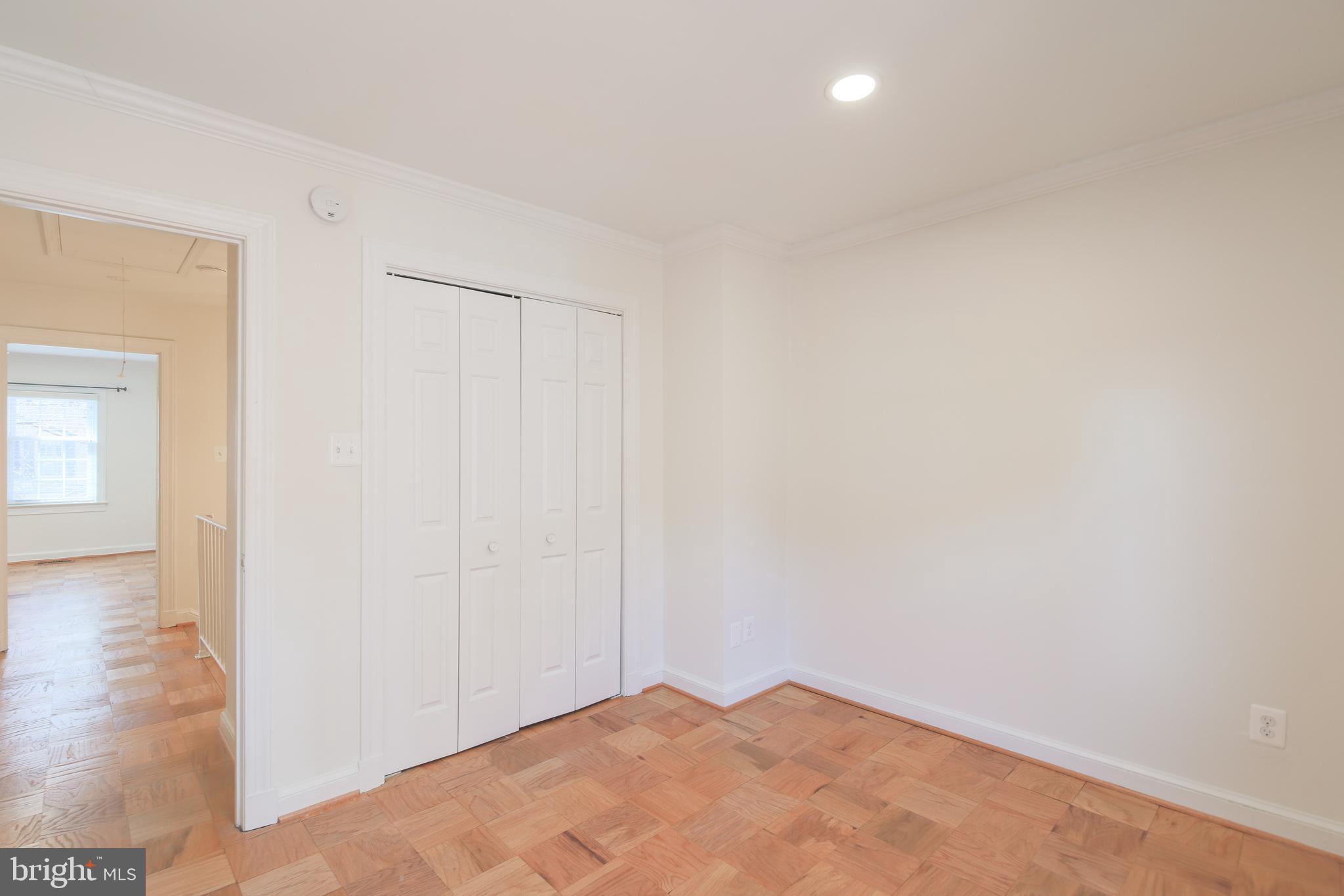215 ORONOCO STREET