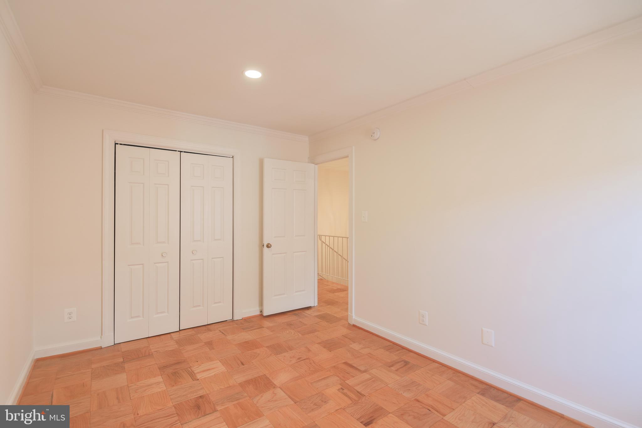 215 ORONOCO STREET