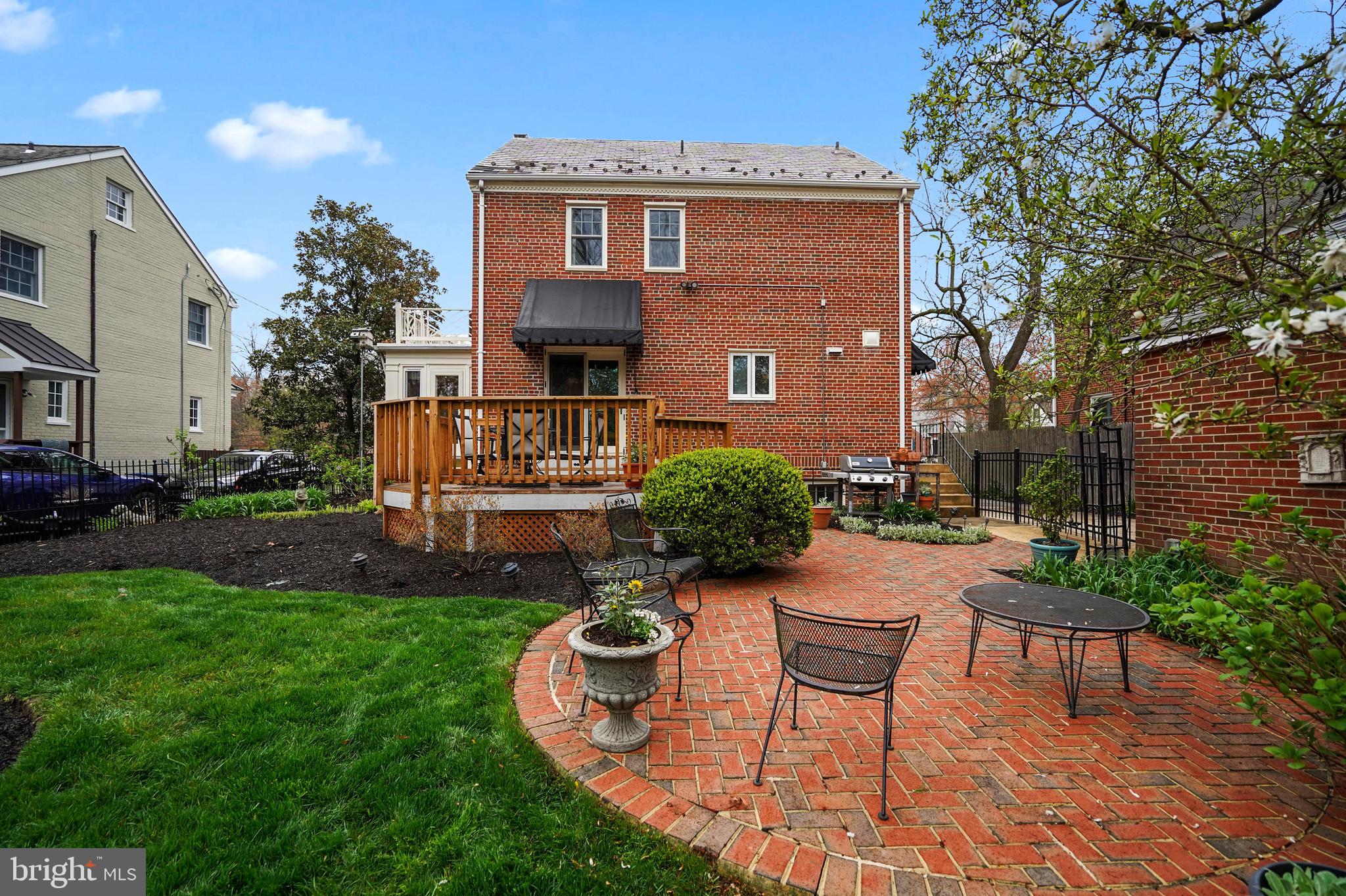904 W BRADDOCK ROAD