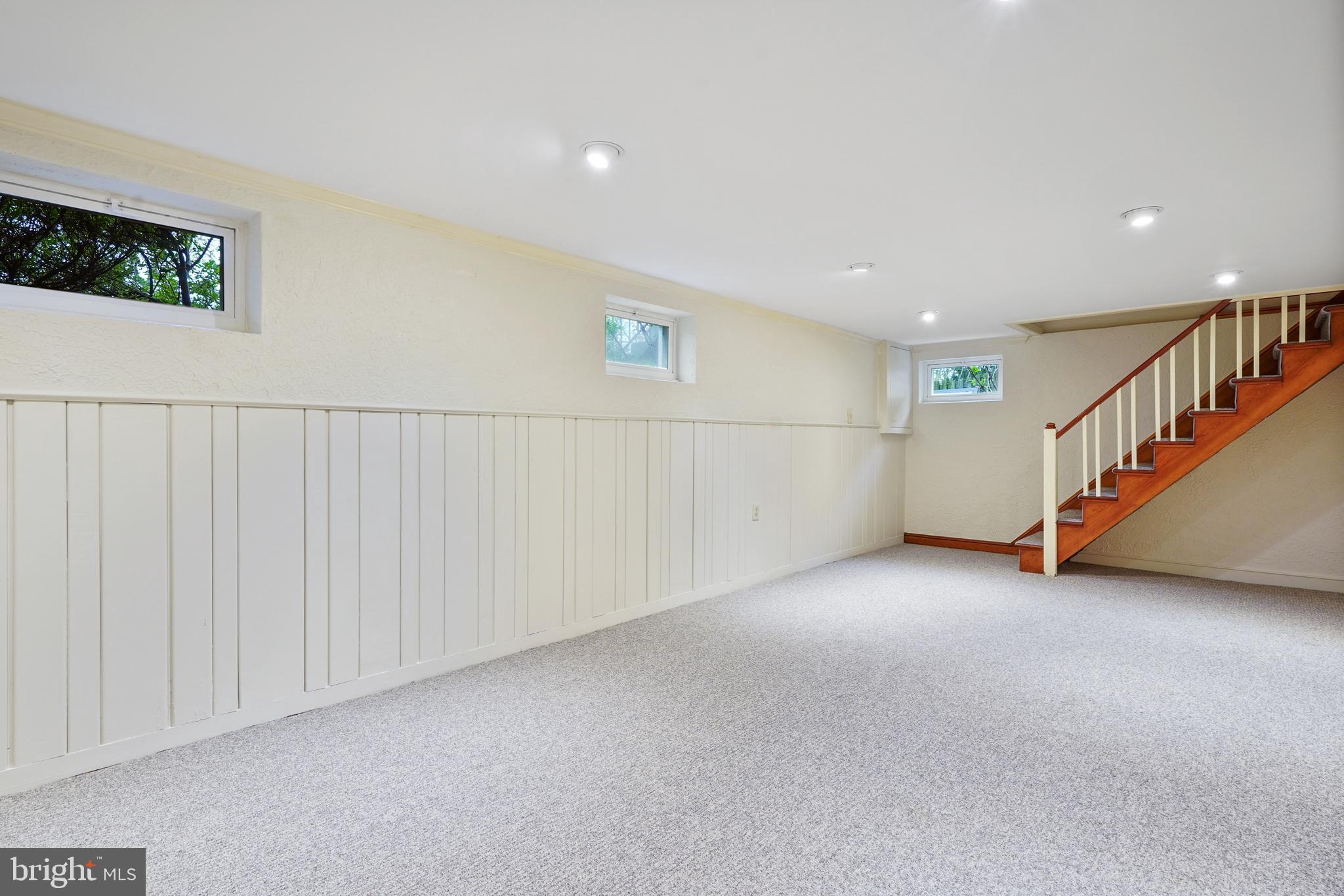 904 W BRADDOCK ROAD