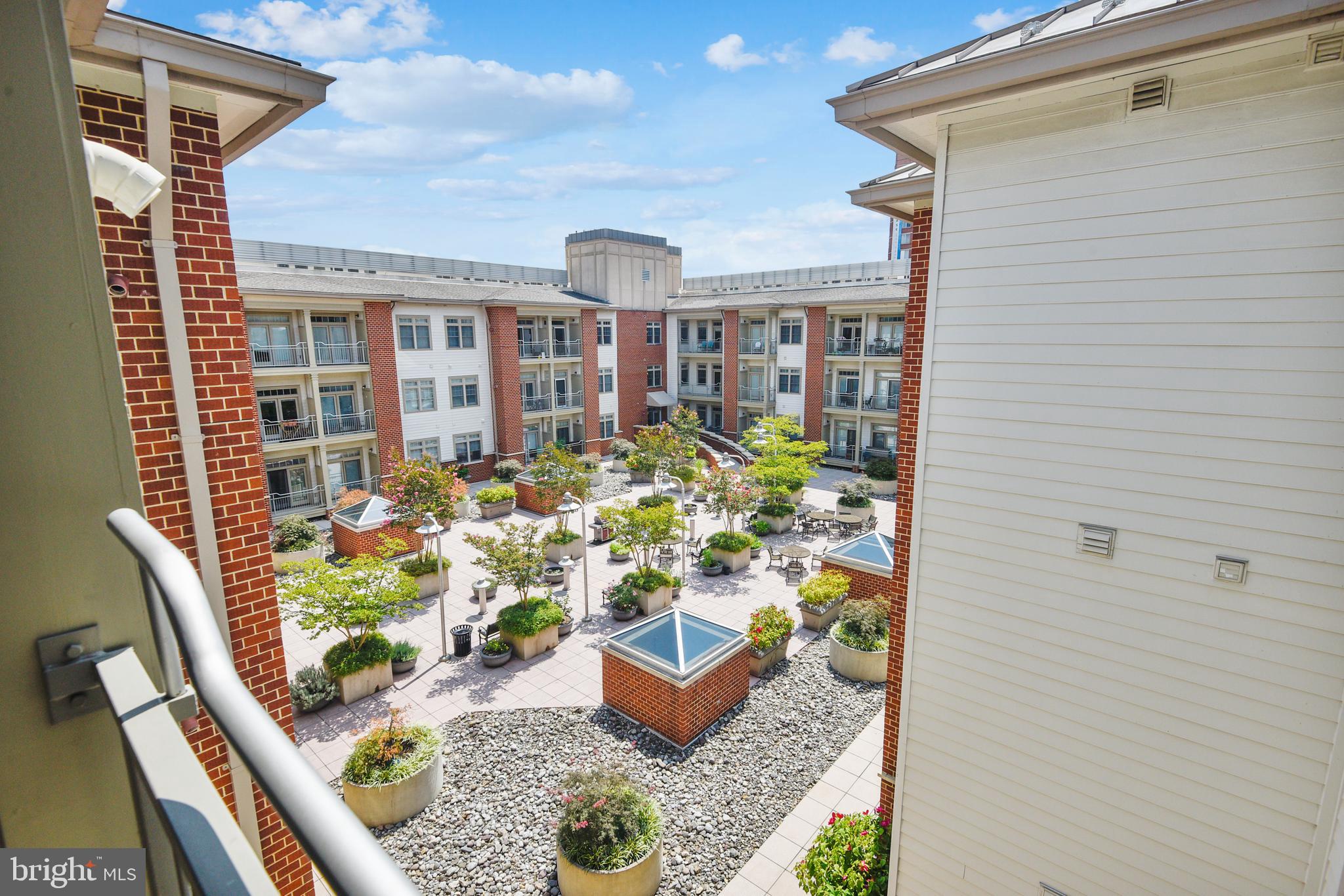 309 HOLLAND LANE 331