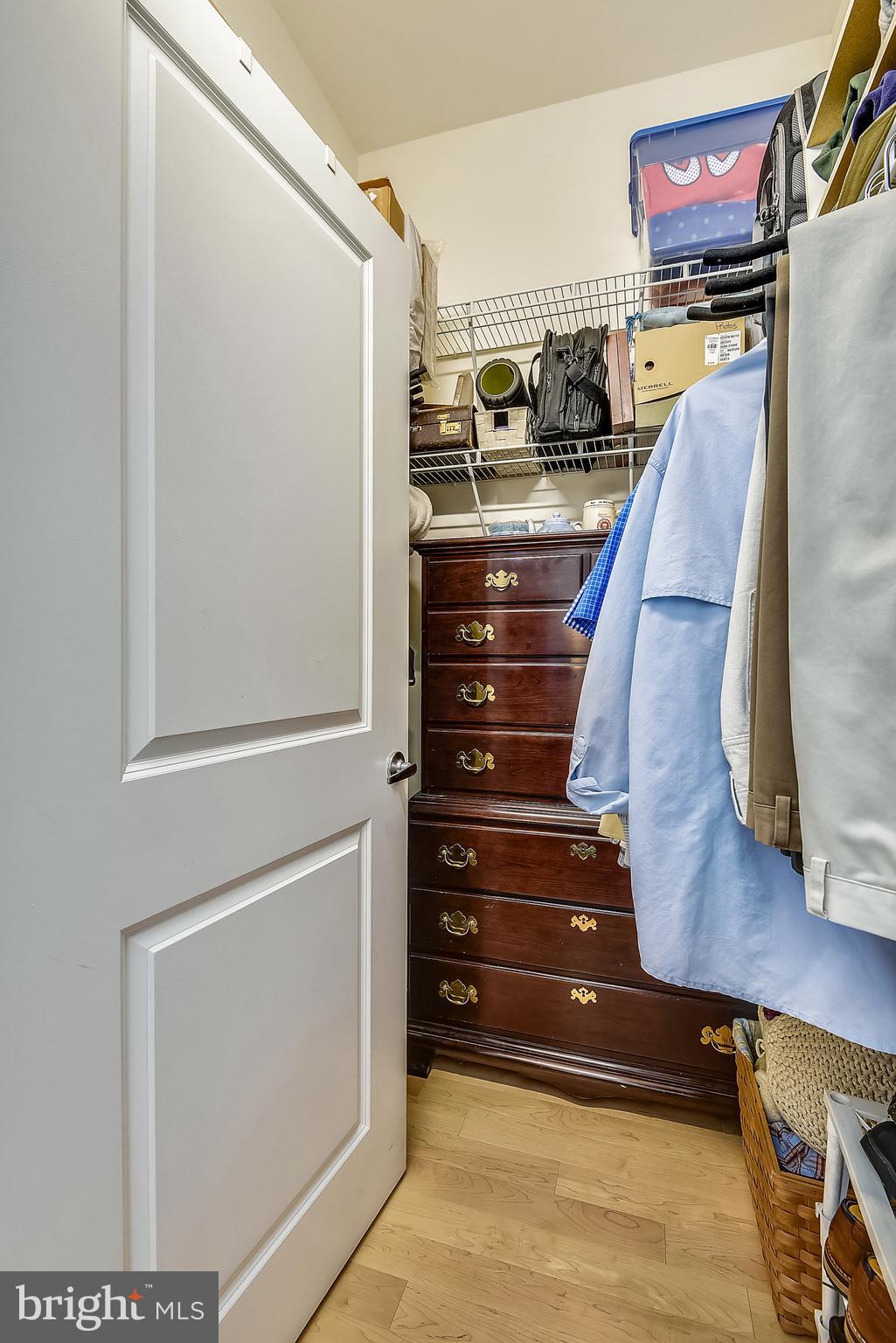 309 HOLLAND LANE 331