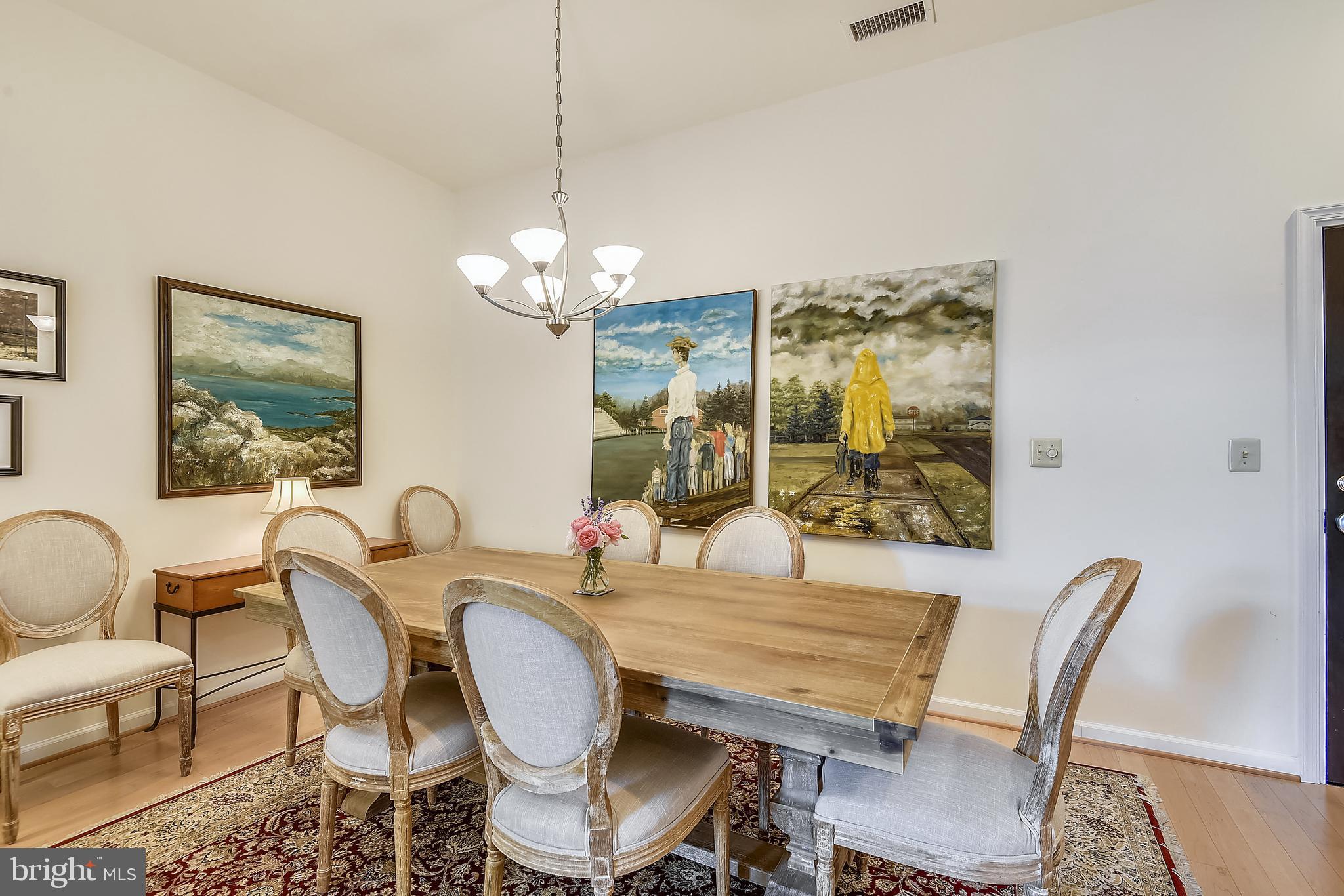 309 HOLLAND LANE 331