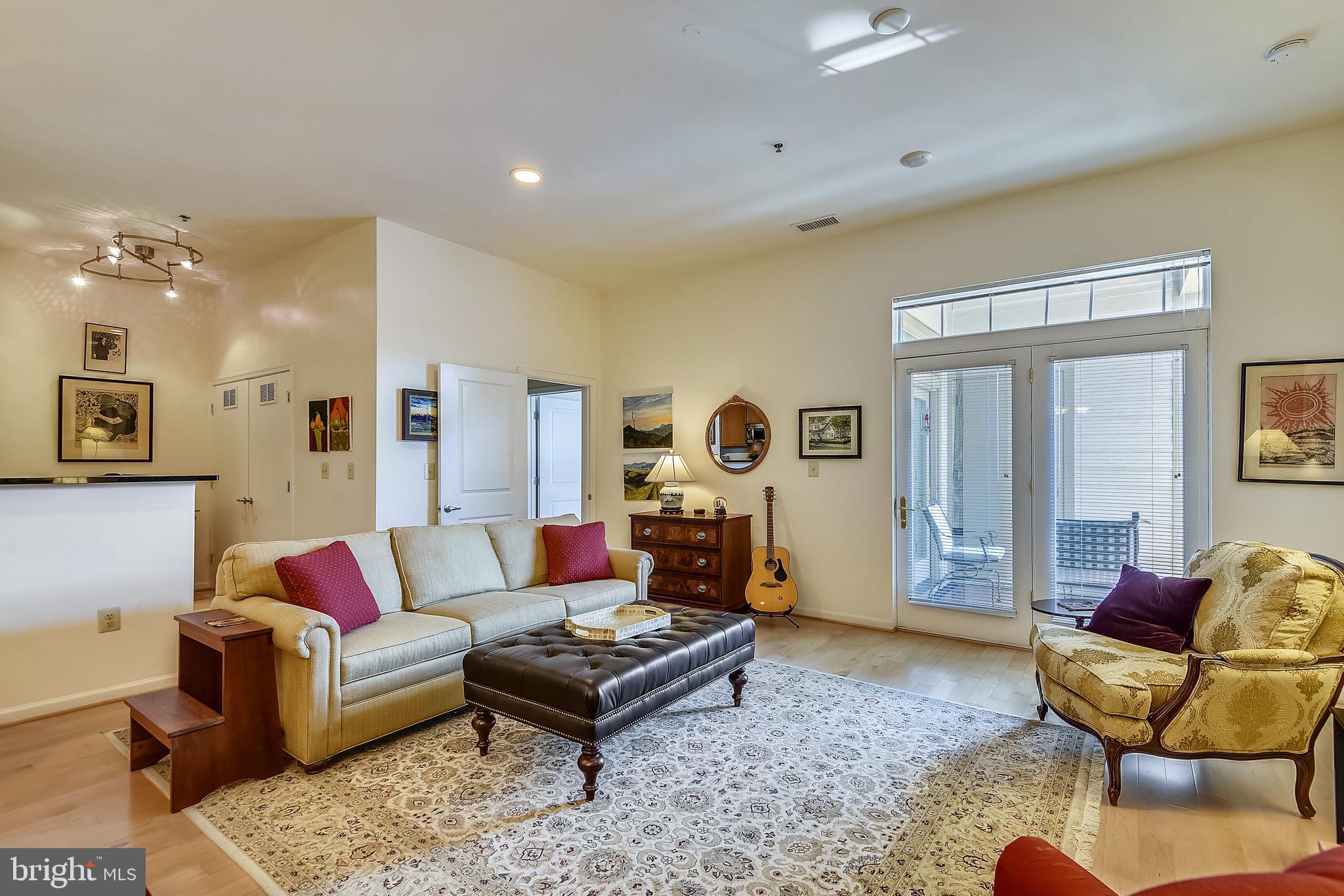 309 HOLLAND LANE 331