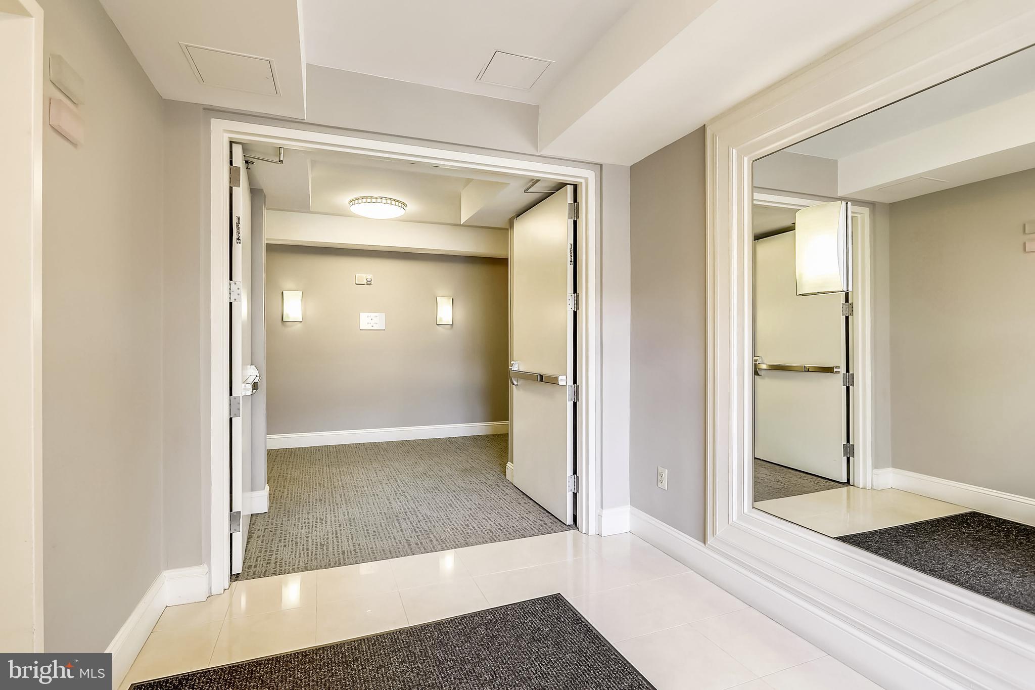 309 HOLLAND LANE 331