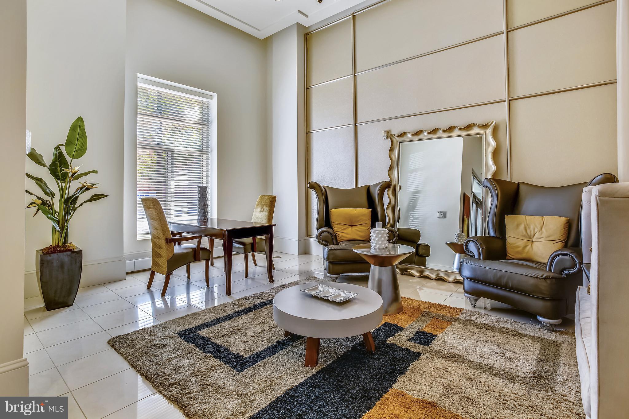 309 HOLLAND LANE 331