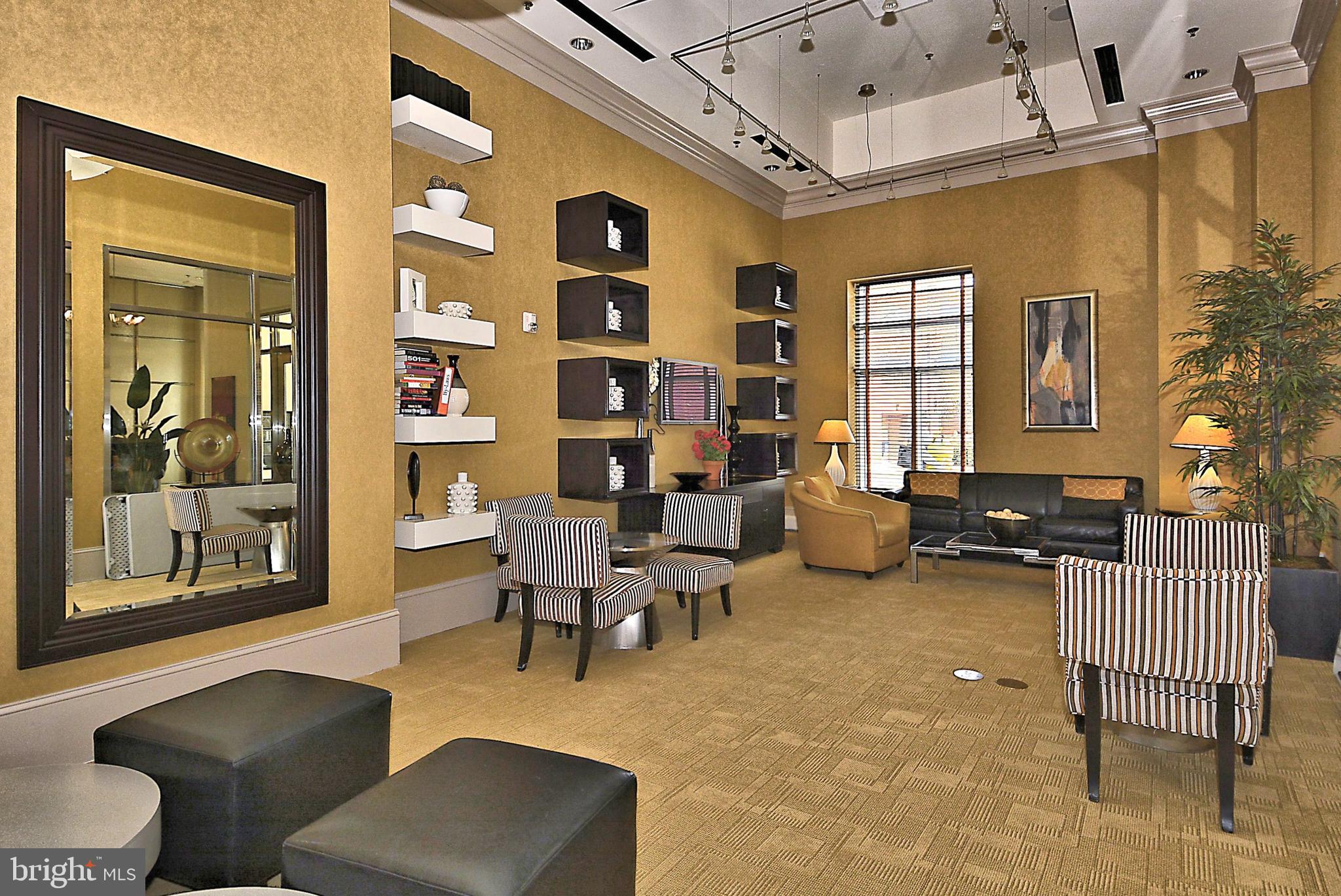 309 HOLLAND LANE 331