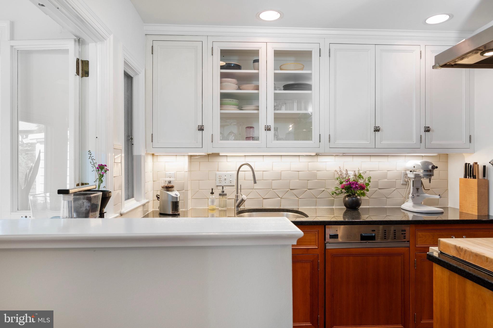 902 S SAINT ASAPH STREET