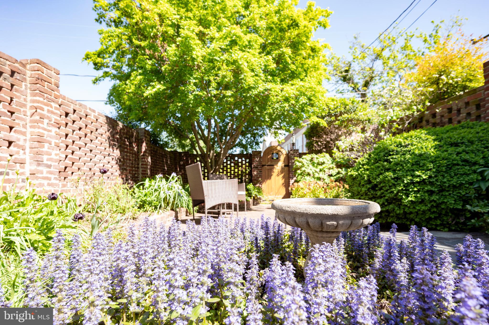 902 S SAINT ASAPH STREET