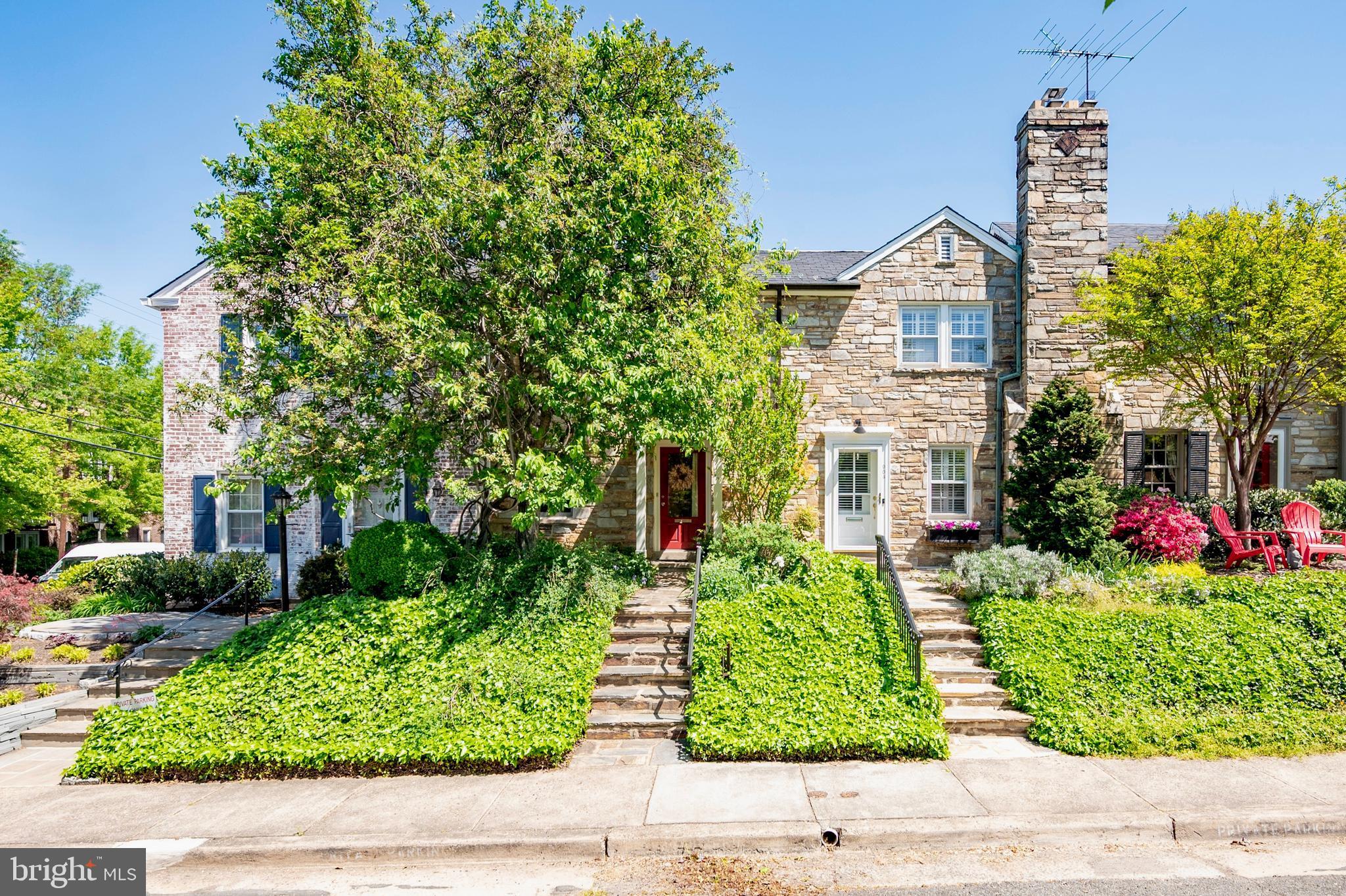 902 S SAINT ASAPH STREET