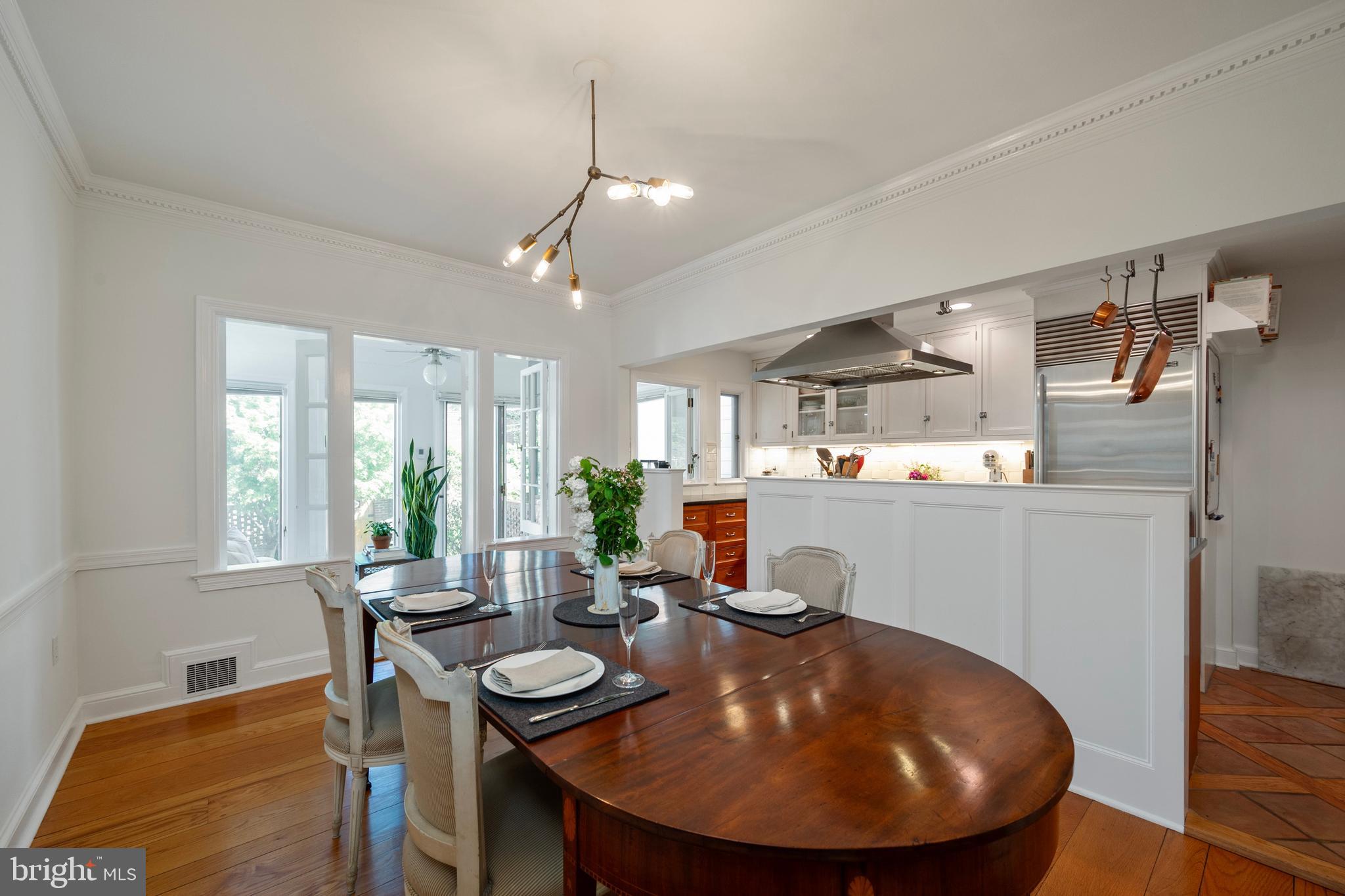 902 S SAINT ASAPH STREET