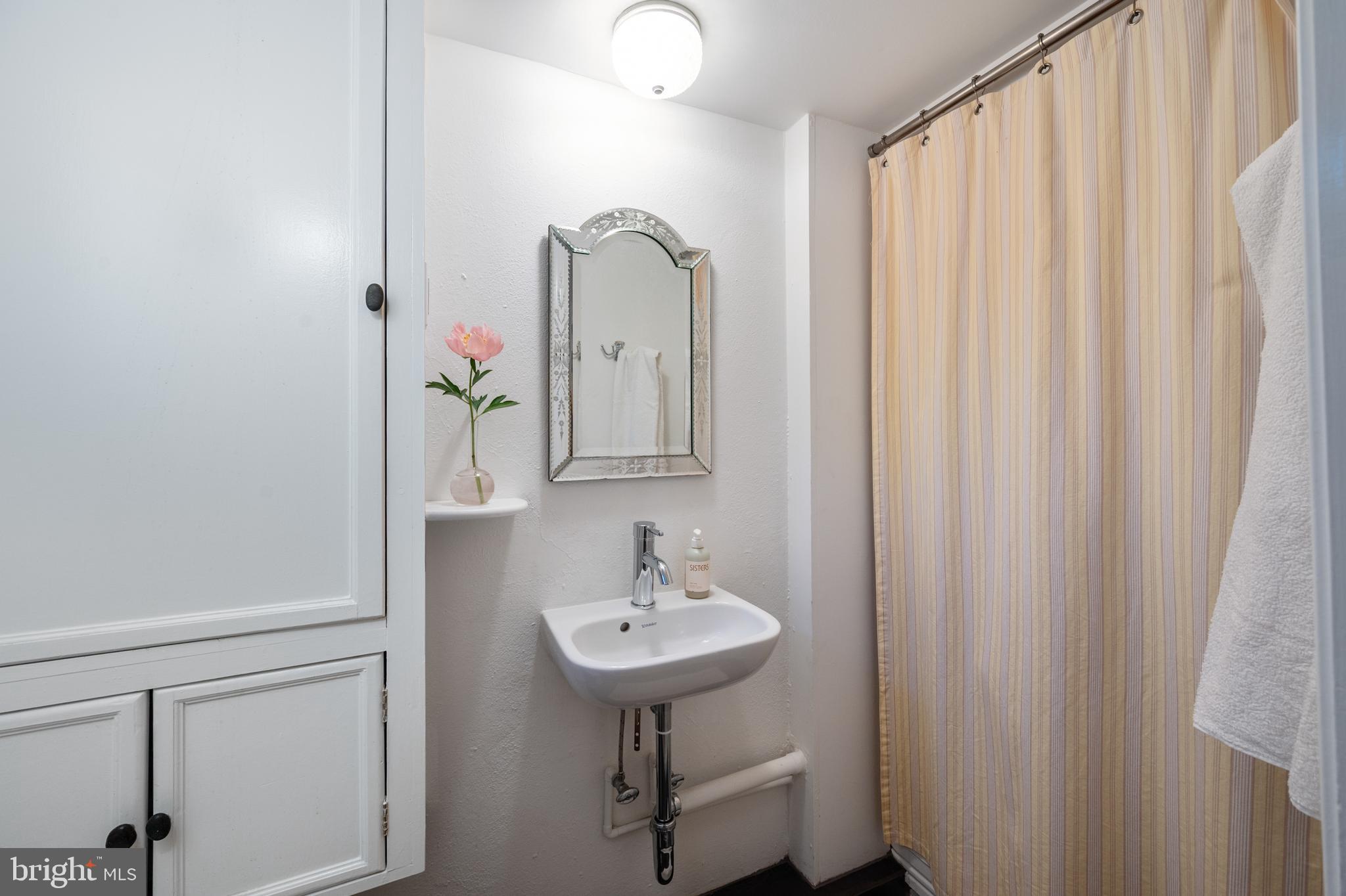 902 S SAINT ASAPH STREET