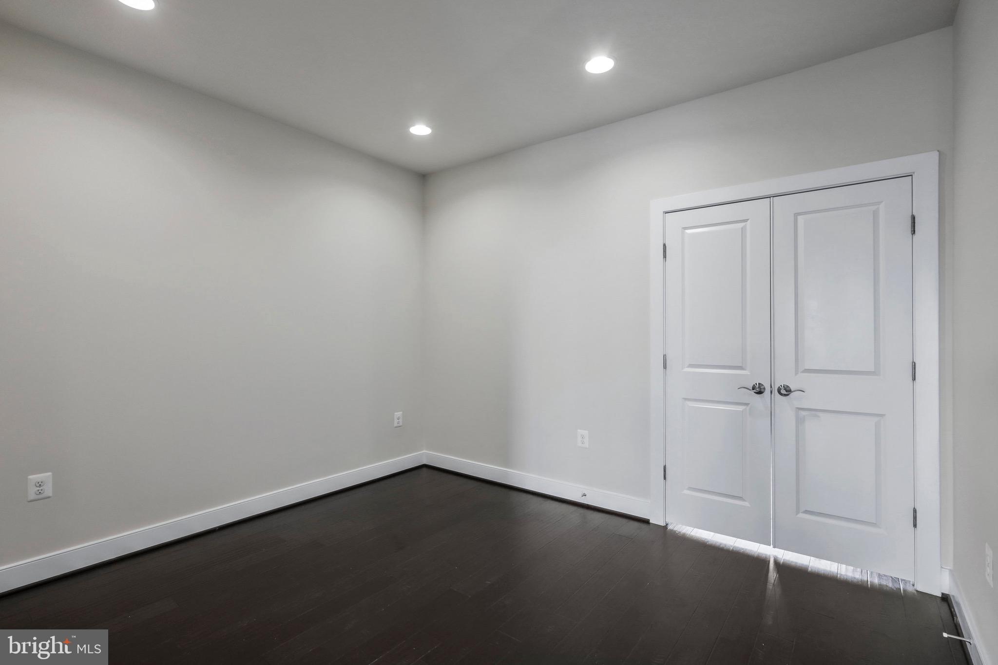 2107 MAIN LINE BOULEVARD 102