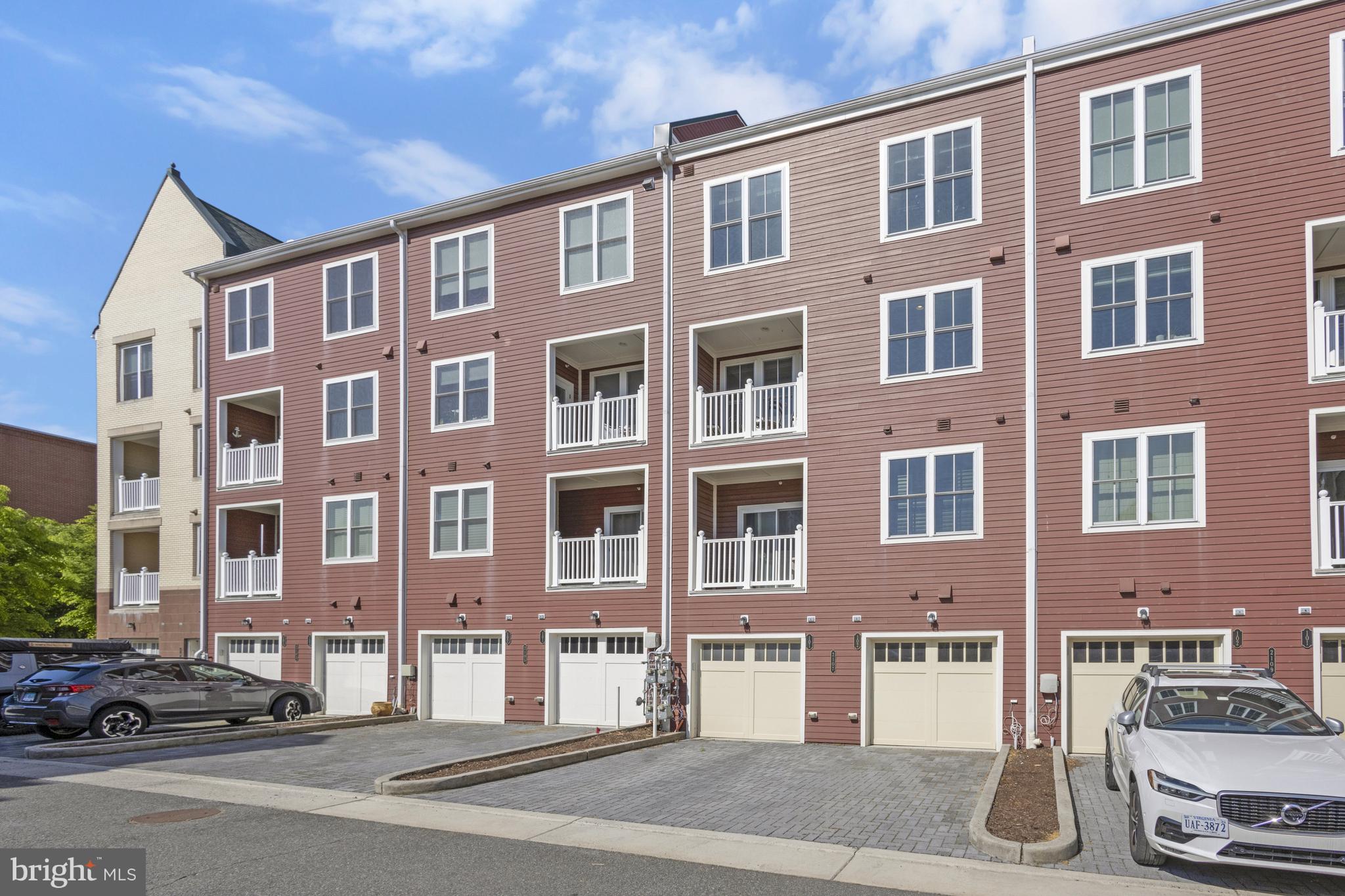 2107 MAIN LINE BOULEVARD 102