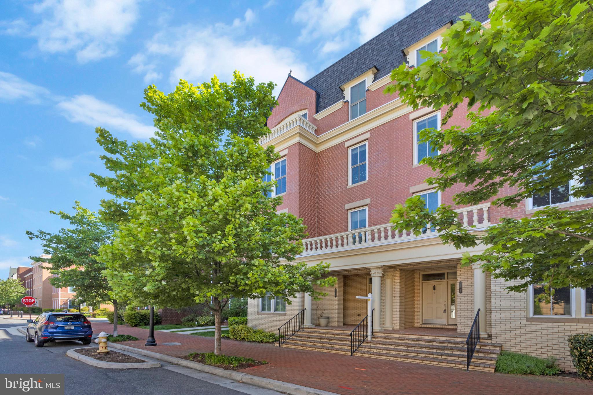 2107 MAIN LINE BOULEVARD 102