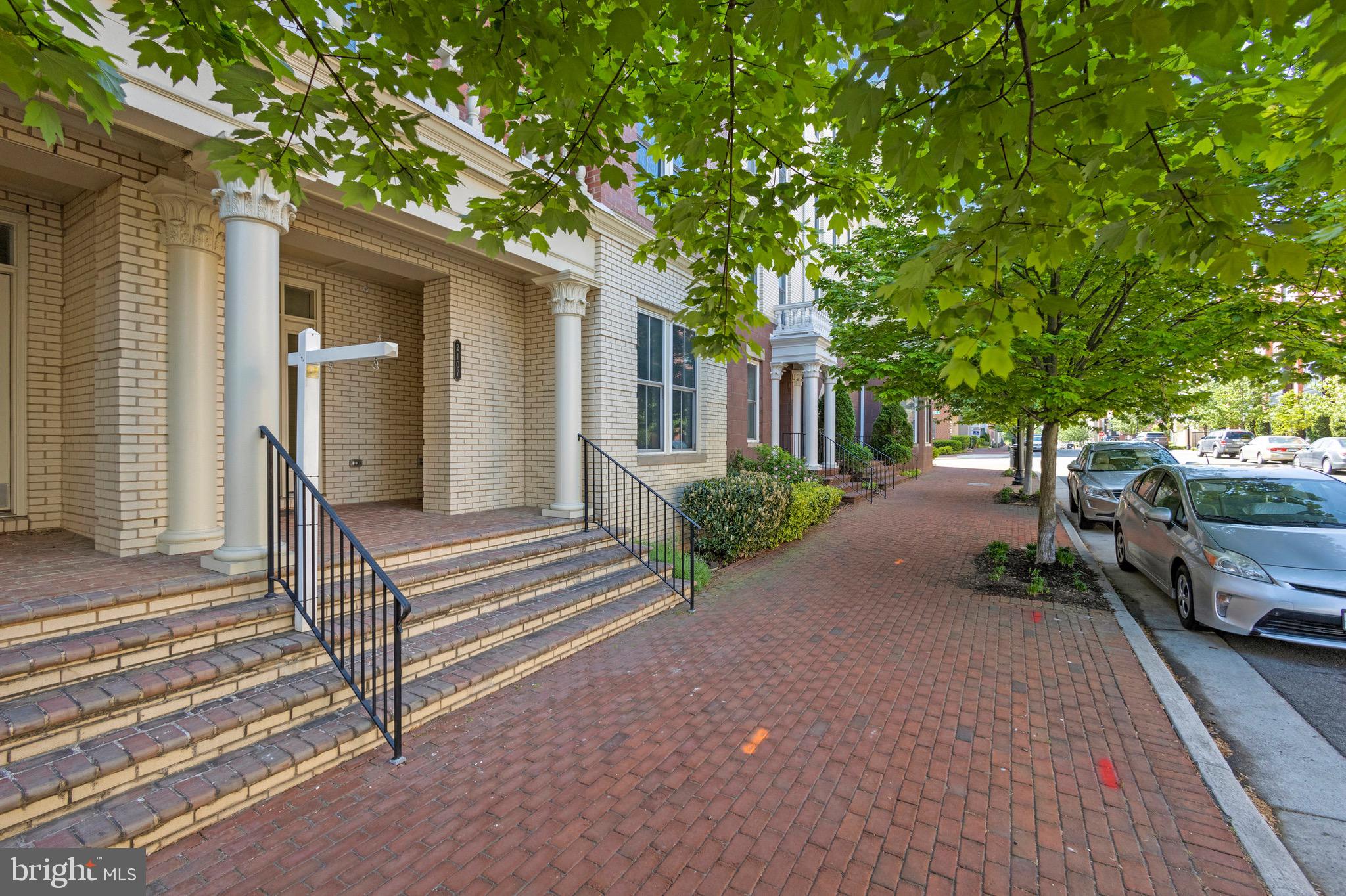 2107 MAIN LINE BOULEVARD 102