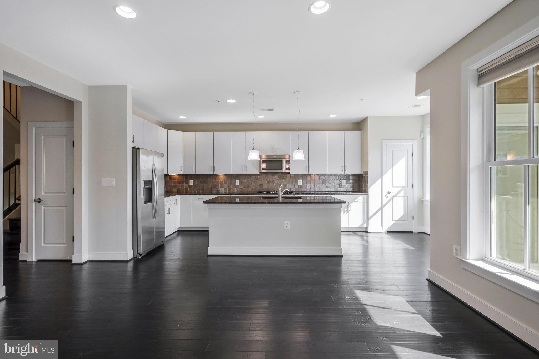 2107 MAIN LINE BOULEVARD 102