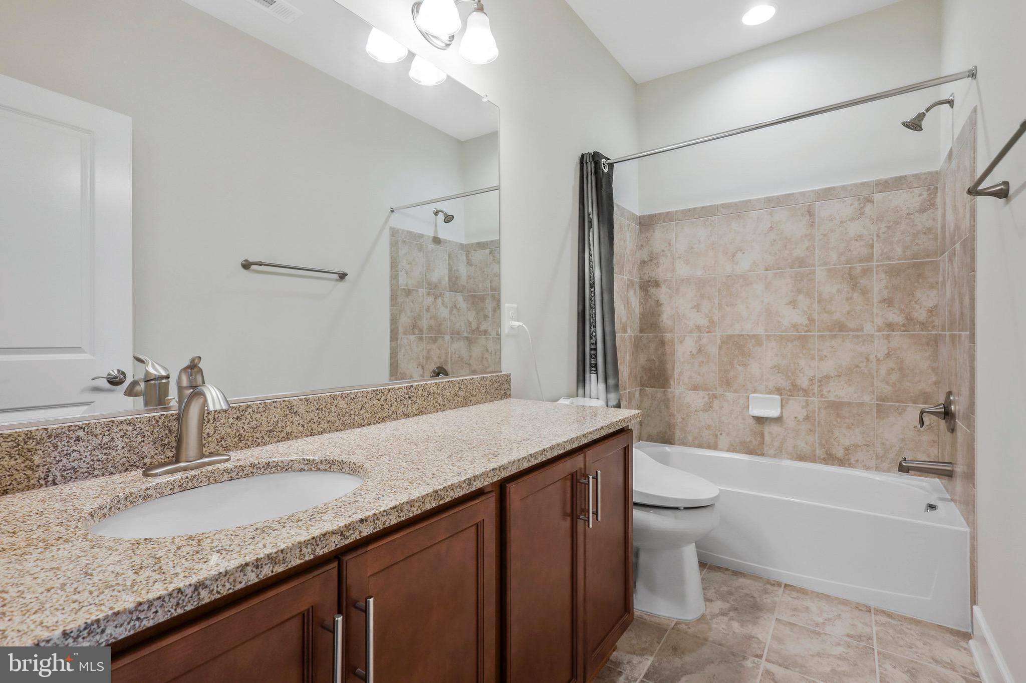 2107 MAIN LINE BOULEVARD 102