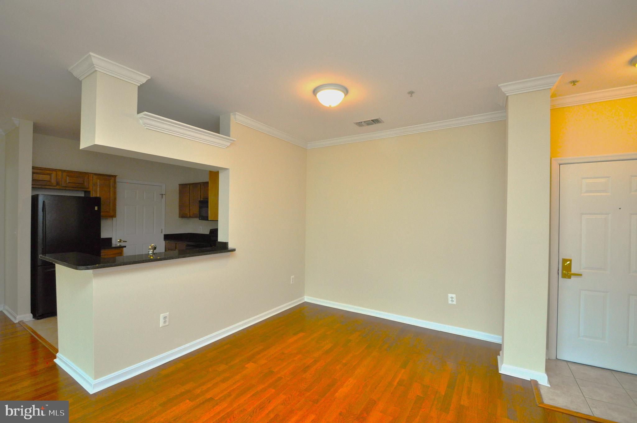 4551 STRUTFIELD LANE 4320