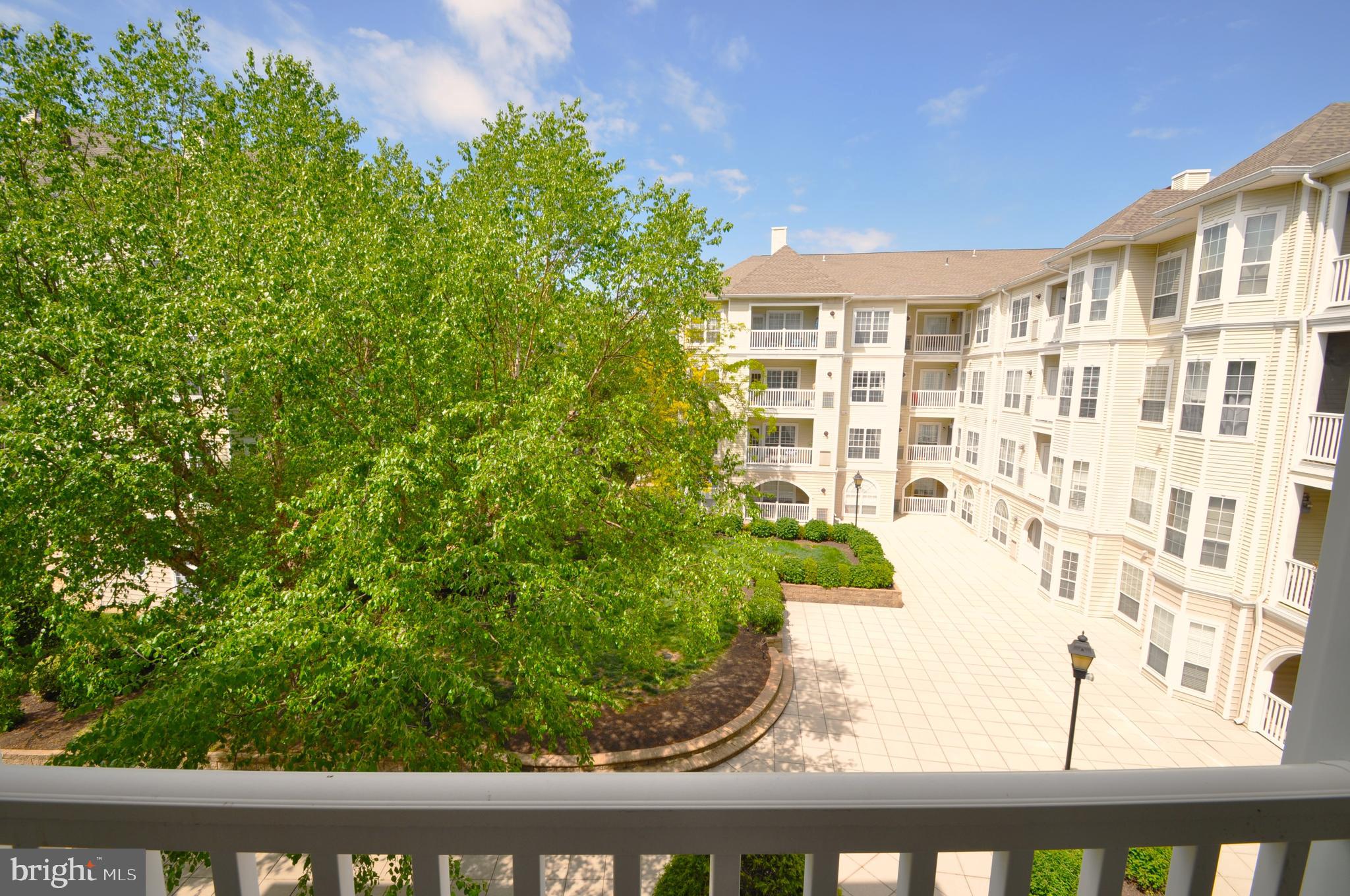 4551 STRUTFIELD LANE 4320