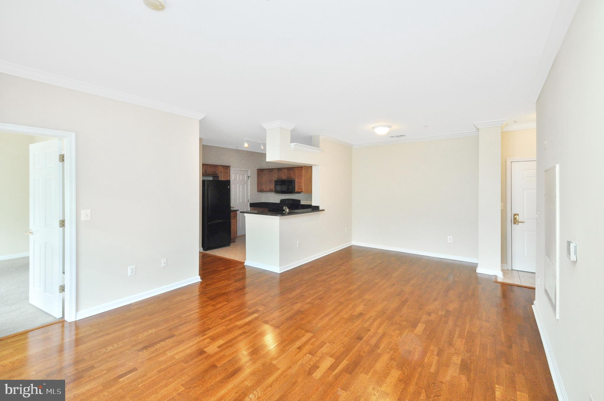 4551 STRUTFIELD LANE 4320