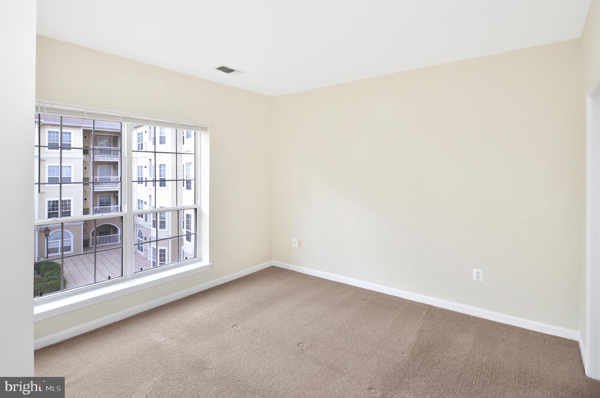 4551 STRUTFIELD LANE 4320