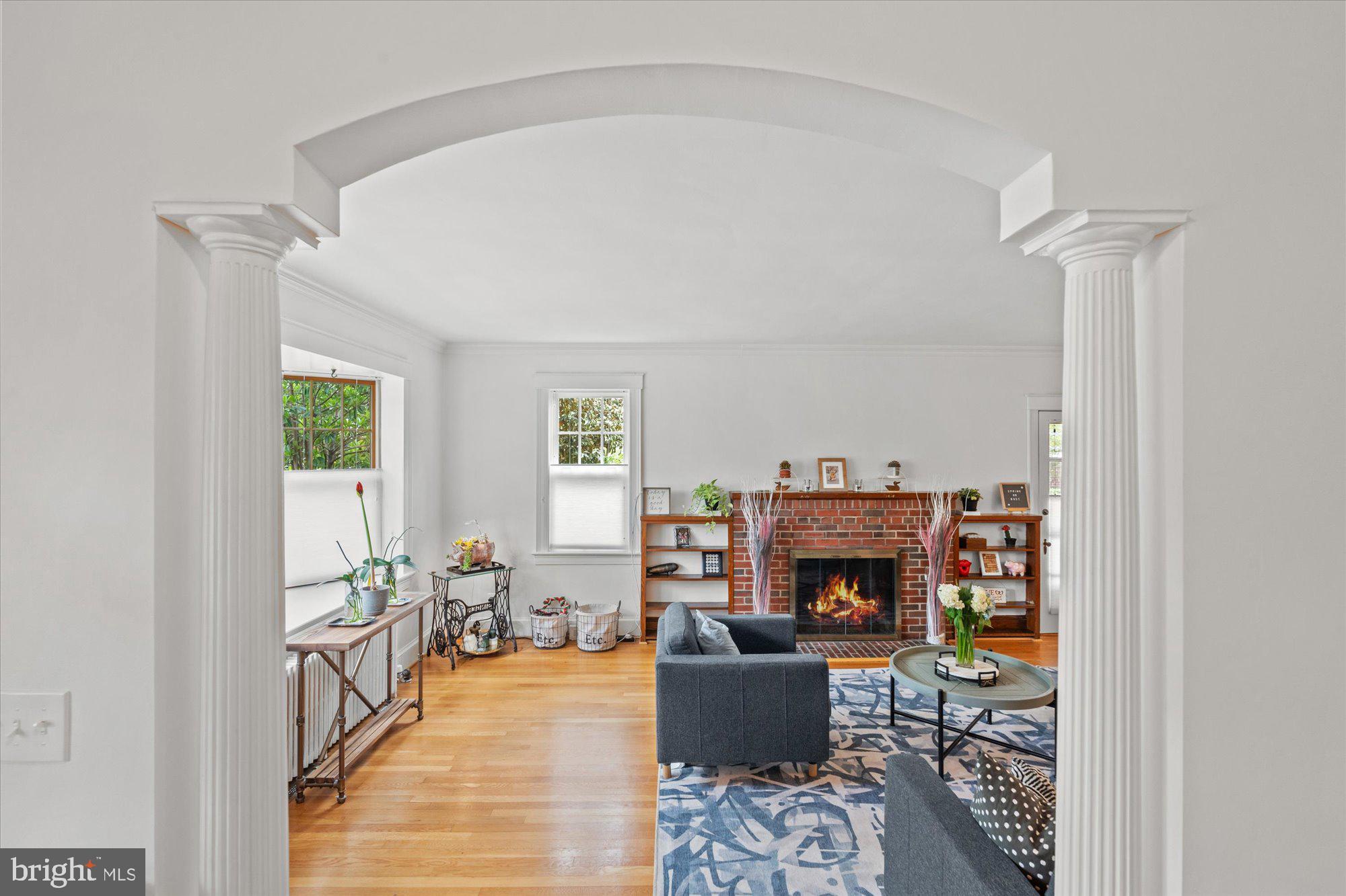 416 N PEYTON STREET