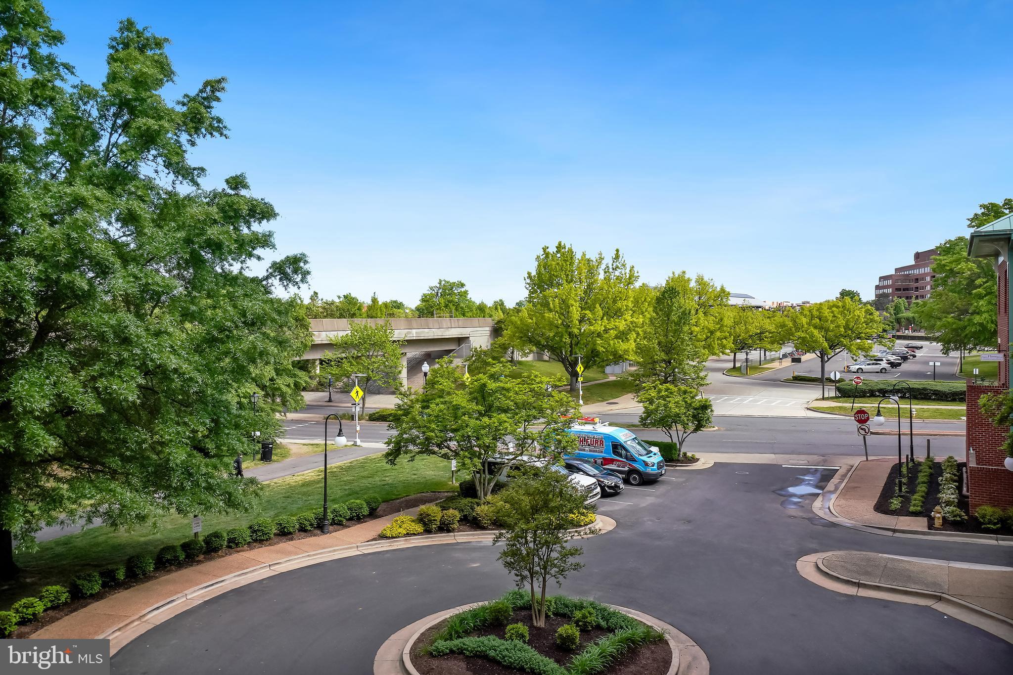 505 E BRADDOCK ROAD E 208