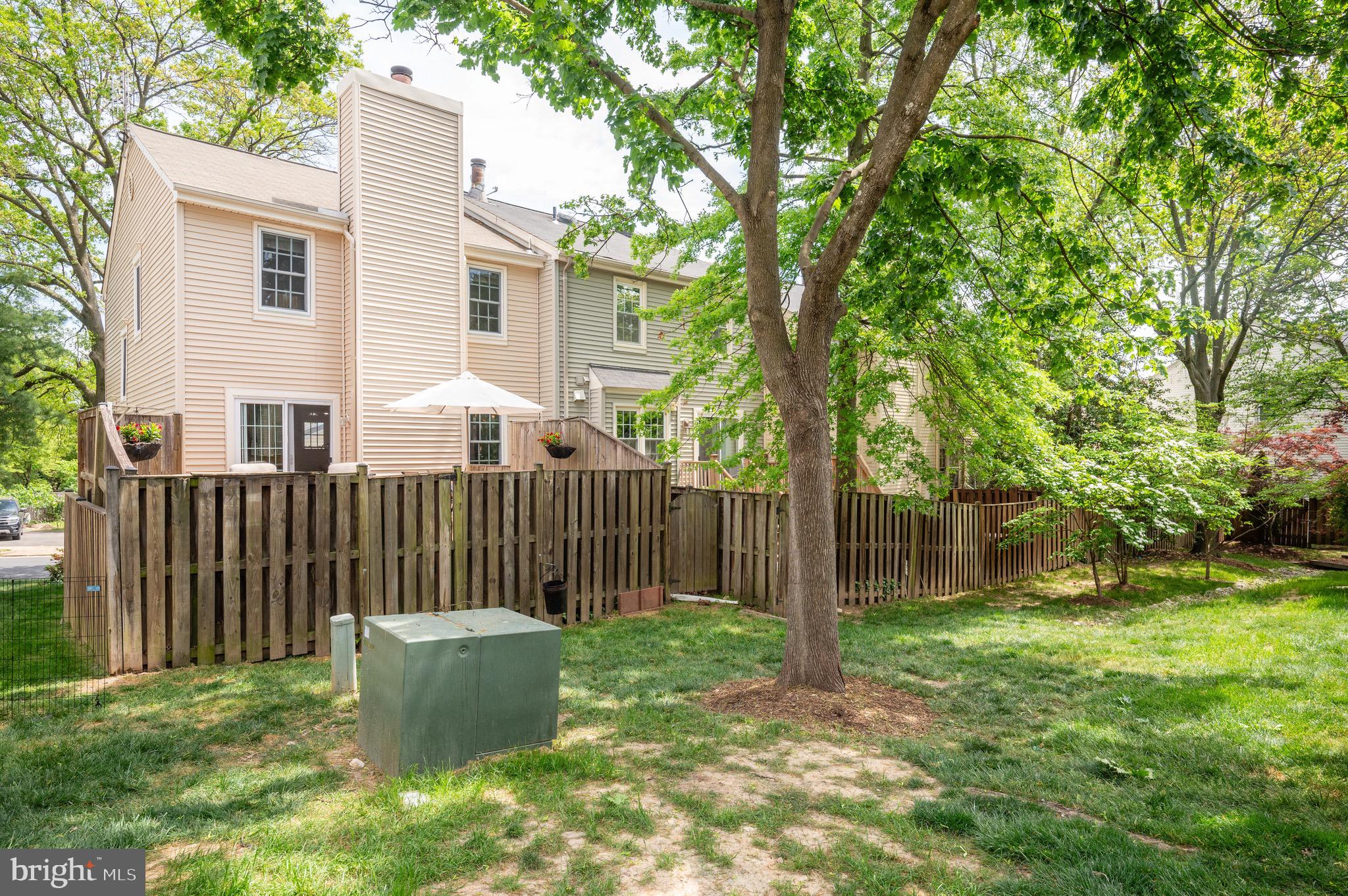 3 S FLOYD STREET