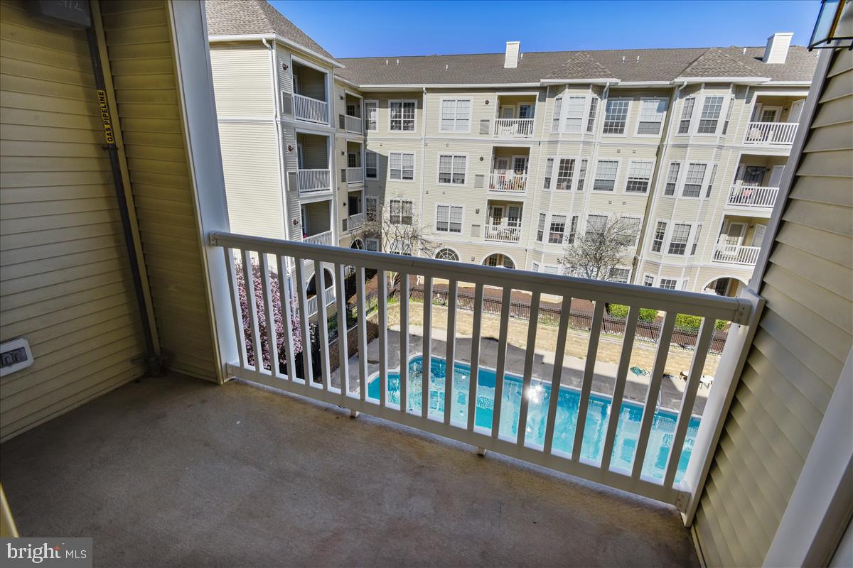 4550 STRUTFIELD LANE 2412