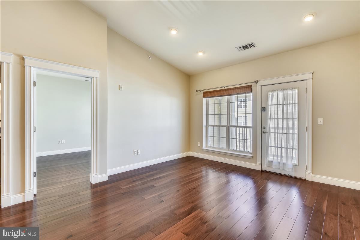 4550 STRUTFIELD LANE 2412