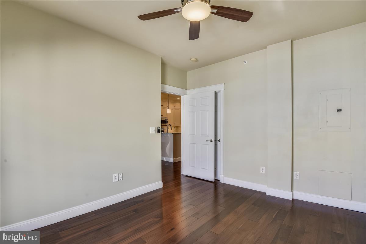 4550 STRUTFIELD LANE 2412