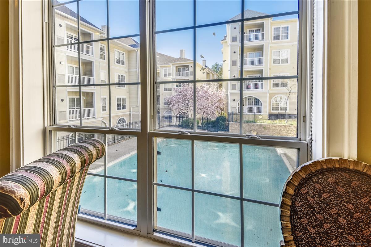 4550 STRUTFIELD LANE 2412