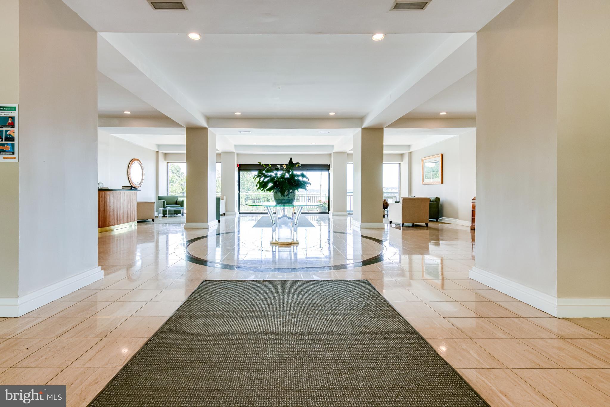 501 SLATERS LANE 306