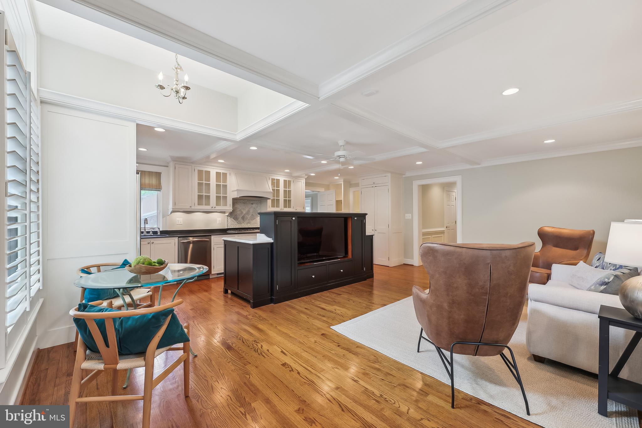 1701 MAPLE HILL PLACE