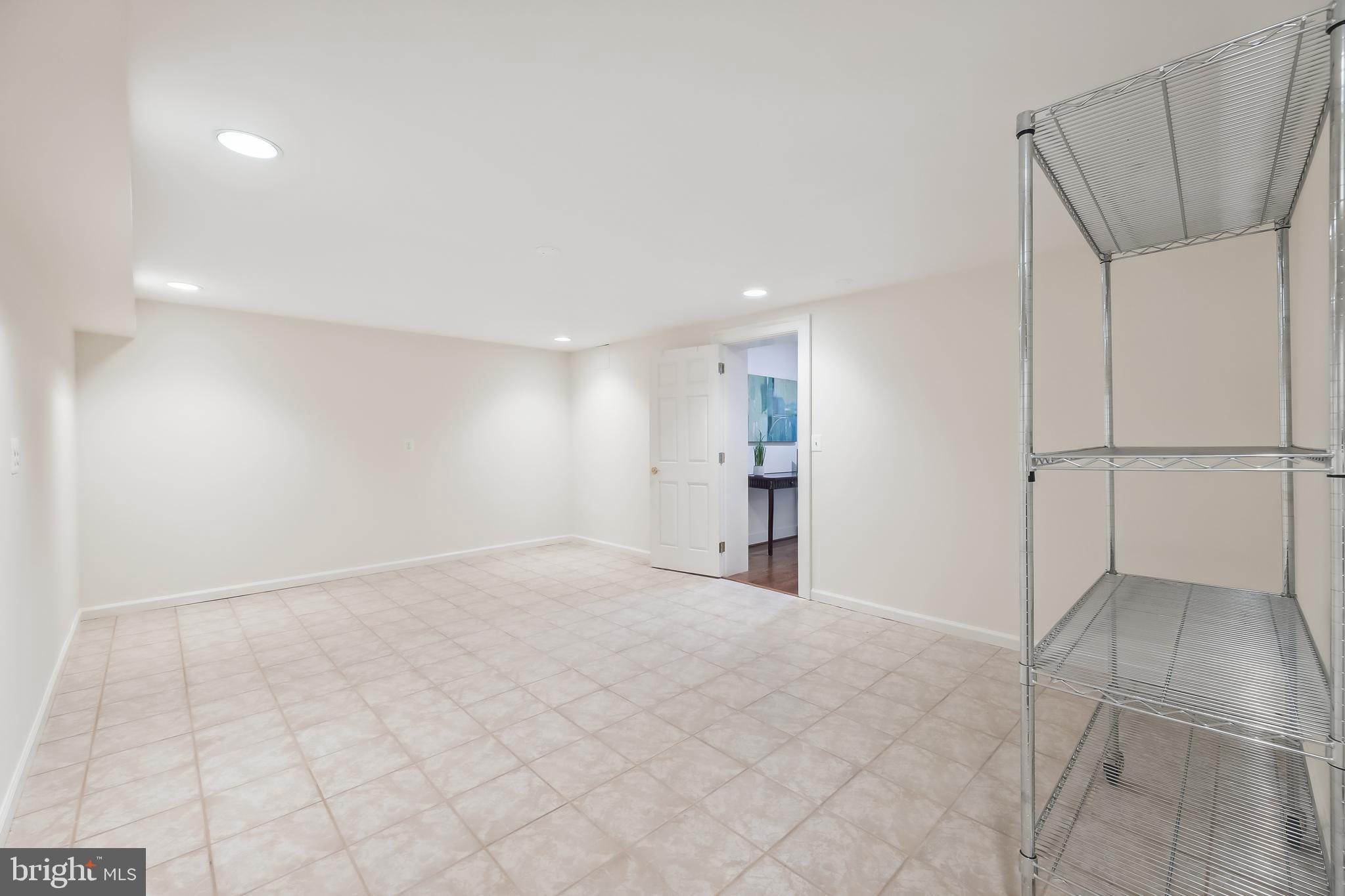 1701 MAPLE HILL PLACE