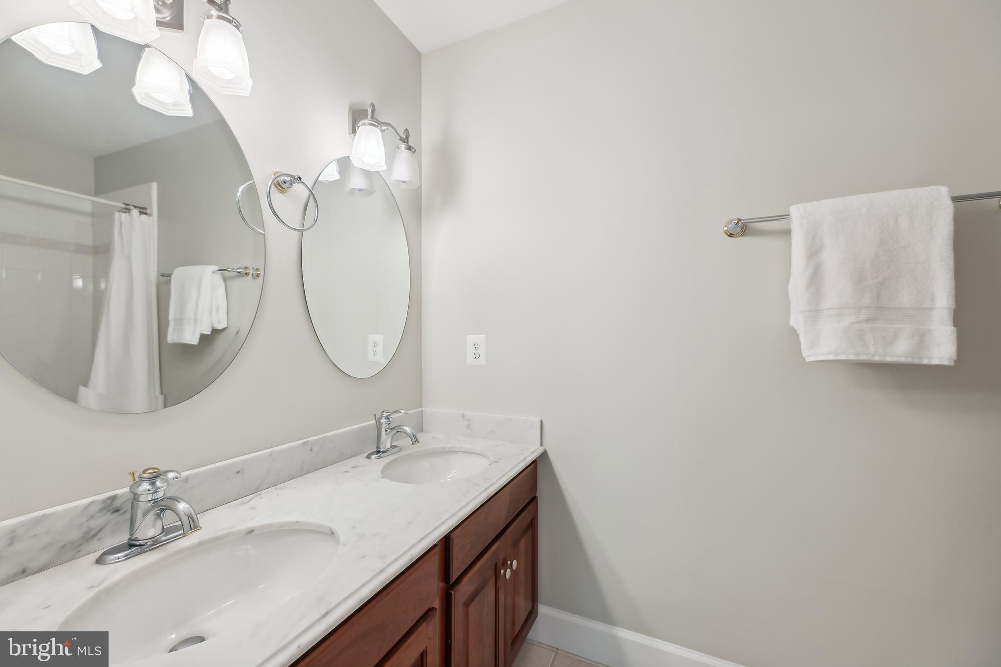 1701 MAPLE HILL PLACE