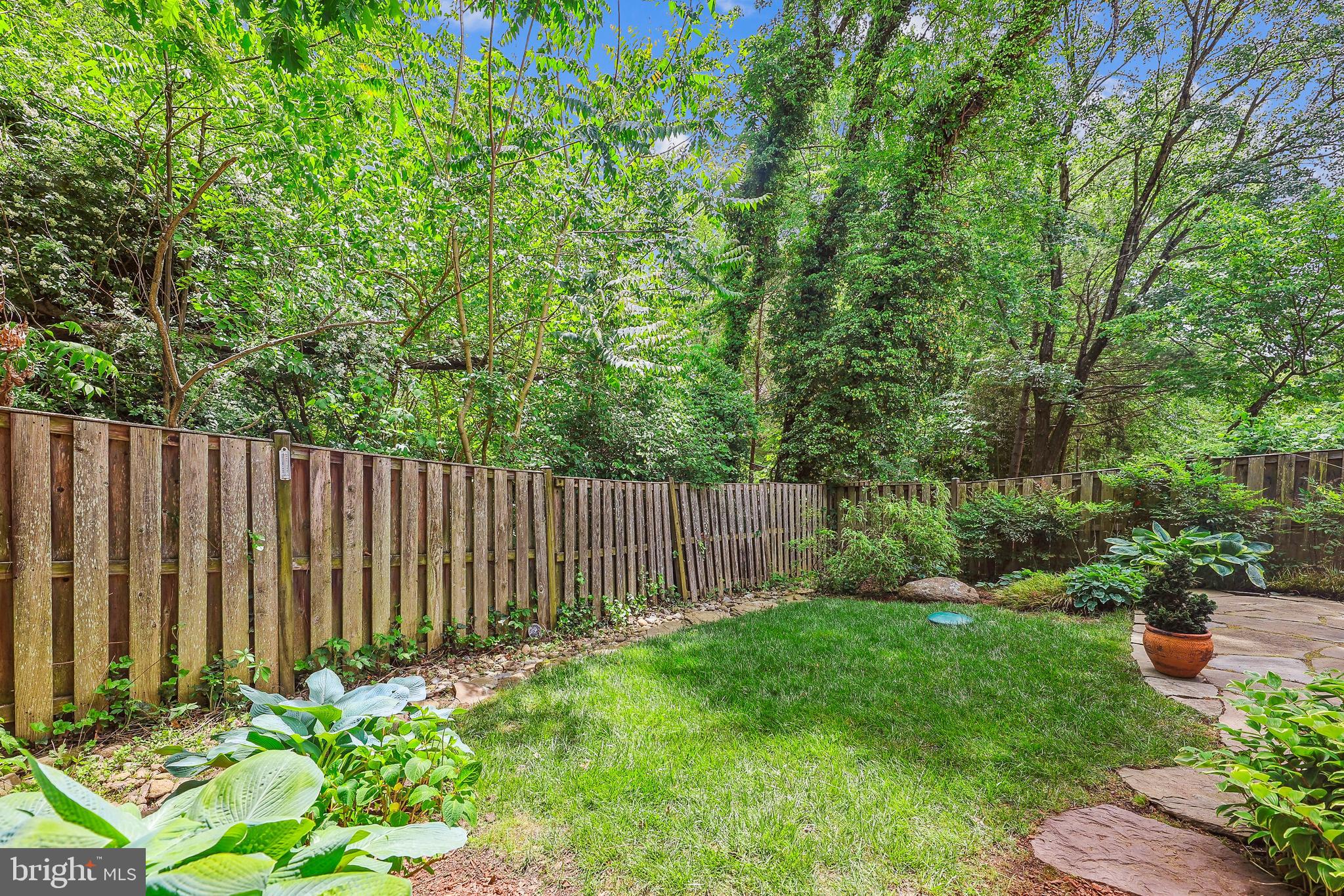 1701 MAPLE HILL PLACE